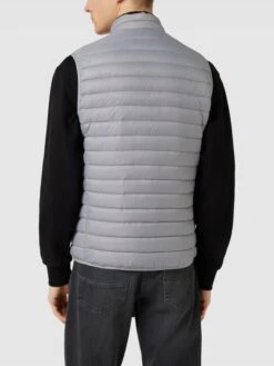 MCNEAL Steppweste Mit Stehkragen - Mittelgrau -Herrenbekleidung Angebote 6583ajii9sq3gci38l3k6kacad43eki565350hii6l134cql9h5lajqca13koh1o9oq30ea361258e1n6so66e1o6so3go9icksjiohk6csm4e326ko6coj368r3cd1kchi32d0