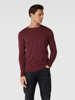 Tom Tailor Strickpullover Mit Label-Stitching Modell 'BASIC' - Bordeaux Rot -Herrenbekleidung Angebote 6914ghqi9cq4eka98lb30cab6koj0ga46l5lccpl94pjaiieagqk4la3a913ee21ah8kelaja5858laha0o64p1h6sq66c1jckp3cohk64o3ae1l68r66c9mcdi64c34c8q34oo