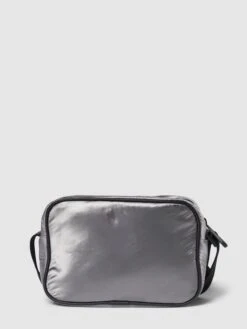 CK Calvin Klein Umhängetasche In Metallic - Silber -Herrenbekleidung Angebote 6914sla29553ghama95kaj1k6d94mhqi9gql8ki89h94mjhl8cq34l2i9t7kuhhh7164ikhk8d73idpi9so62cj474rmapb174s3ep9k65i3ie9h68r3gcr1chj68c9p75ij2og