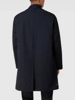 Emporio Armani Mantel Mit Stehkragen Modell 'Travel Standup Trench' - Marineblau 9 Emporio Armani Mantel Mit Stehkragen Modell 'Travel Standup Trench' - Marineblau -Herrenbekleidung Angebote 6d2jida794p32hpi69a5cc2j713j8hq96db3ahpka11kehaj6p63ggq8aor4ui27apb5ahaeala5ak286l3m2pj16spm8pj56thj6dpk6dgm4o9n6lhjae1m61i3edpj60p3ad0