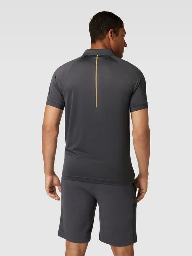 BOSS Green Slim Fit Stretch Poloshirt Mit Label-Detail Modell 'Pauletech' - Graphit 5 BOSS Green Slim Fit Stretch Poloshirt Mit Label-Detail Modell 'Pauletech' - Graphit – Bild 5