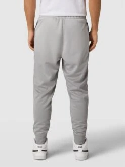 Nike Sweatpants Mit Galonstreifen - Hellgrau -Herrenbekleidung Angebote 6l0lacik8cqjak2l8p84gipi8gsj4jpj91aksdaf992kkipn8kql6hq490okkihm70r4cchg9os3ak1m6p3j8o9j70pm2cj4cksj6c1kcdh3eohjcoq62c9kcdgmapj360p64og