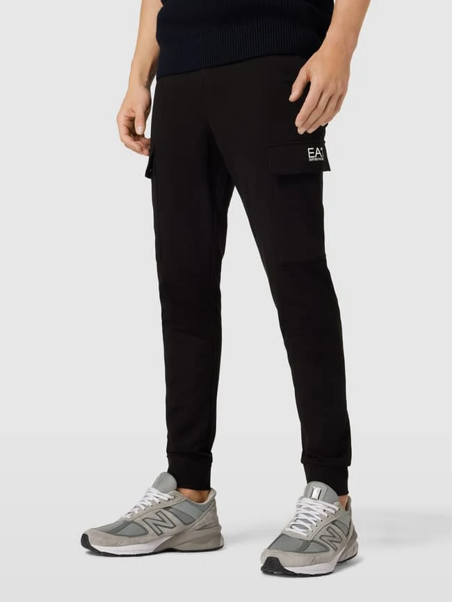 EA7 Emporio Armani Sweatpants Mit Label-Print - Schwarz 4 EA7 Emporio Armani Sweatpants Mit Label-Print - Schwarz – Bild 4