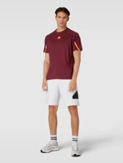 ADIDAS SPORTSWEAR T-Shirt Mit Label-Detail - Bordeaux Rot