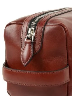 Bugatti Kulturbeutel Mit Logo - Cognac -Herrenbekleidung Angebote 8cs46ihjakrkkipp9134oc2e60pksh2284s5adqc71444li56takgdq6a194ogiiagskic9k74oksha58go34dhg68sj4d9j60pm4phk6lij8o9m74s64o9lc5gm4e1o6phm2d8