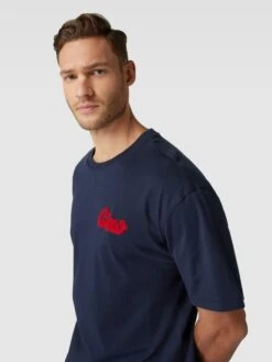 MCNEAL T-Shirt Mit Label-Stitching - Marineblau 7 MCNEAL T-Shirt Mit Label-Stitching - Marineblau -Herrenbekleidung Angebote 8h23ejaj88p4sdie84qjekhn6p8lacib851kml2ca0rk4iq76d7jgkab8spkoiqb61b32ki88l64uihj713maohj6csj8phl60q36opk70qm6e1j61h3ge1gcco3ap36clj32p0