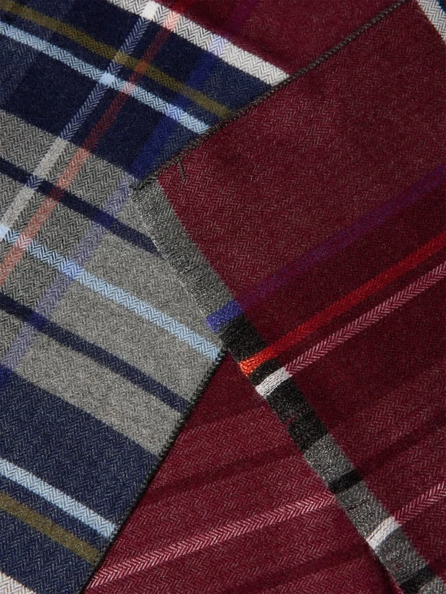 Christian Berg Men Schal Aus Viskose Mit Tartan-Karo - Bordeaux Rot 3 Christian Berg Men Schal Aus Viskose Mit Tartan-Karo - Bordeaux Rot – Bild 3