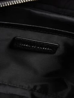 Tiger Of Sweden Kulturbeutel Aus Leder - Schwarz -Herrenbekleidung Angebote 8l632l9p6oq52hhg9t8kgci8al356j2i9oq4ahpm8kr48gqiah836ca484qkaiph6144gipmagr46hhp6t3mccj468p30phk6kq30phkc9gm6eb260o6ac356dij8oj4ccqm4dg