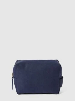 Gant Kulturtasche Mit Label-Stitching Modell 'COLOR SHIELD' - Marineblau -Herrenbekleidung Angebote 8l7k4l2la4r4cja28d5jih2dap452gai9p0k8c29ap94ci9la17jegik650kai2470r4ed2c8sq42iab6so36c1ockq66o9l71gjgphk70r3ae9o6gr3ichi6hhjedhj60sj2dg