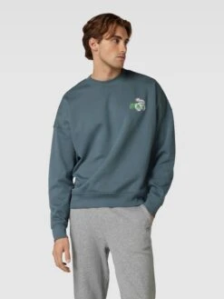 JAKE*S STUDIO MEN Sweatshirt Mit Label-Print Modell 'JEFFERSON' - Rauchblau -Herrenbekleidung Angebote 8sp3gea68l84udiga5ak8gq5ad9kccq3a57k4c9l8h538d9oa19j6ci7akokaea68l838kae6t94mda674o30pho60p32dpiccrm8e9kc4omce1k70q38dpm64rj2phpcks32do