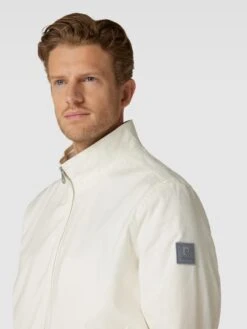Pierre Cardin Blouson Mit Stehkragen - Ecru -Herrenbekleidung Angebote 8t3jadqi6d74ijpm65b34g9p9t4l4l2a6grk4d256spkmjqi8op3eki48583ccq59953aliaapb34i1m6p3m4cj46cq66c316lhj2ohkc8q64o9i65i64ohj65i62e9i60o3ep0