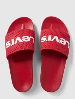 Levi’s® Acc. Slides Mit Label-Print Modell 'JUNE' - Rot -Herrenbekleidung Angebote 915j0iq498o5ccic8ss32dqi957j4la770qj4g9k915l8ja6714k4ipm6p6k8jhpah842iai9p754dah653jgcr46hh3ie9l71ij6cpkc8sjee31c5hjee33cpij8d1g6hij2d8
