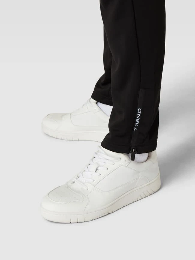 ONeill Sweatpants Mit Logo-Stitching Modell 'RUTILE' - Schwarz 3 ONeill Sweatpants Mit Logo-Stitching Modell 'RUTILE' - Schwarz – Bild 3