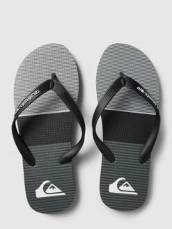 Quiksilver Zehentrenner Mit Allover-Muster Modell 'MOLOKAI' - Mittelgrau -Herrenbekleidung Angebote 9gr4eg9n6l3k4k2591a4shajagrkuhqe8tb52eaia5950k9k9t1jcja5a91j8gam6134ckphap95ahpp6l3m4cpiccqjie336cqjgp9kcdj3coj2copj4chn6srj0pb370oj2o8