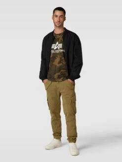 Alpha Industries T-Shirt Mit Allover-Muster Modell 'BASIC' - Olivgrün