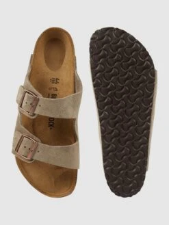 Birkenstock Sandalen Aus Veloursleder Modell 'Arizona' - Taupe -Herrenbekleidung Angebote 9kp32iia6p9j4iie898kmh1ka0skshid8t9l8jag6t63giab75a4odq26so4qk1p95b52h9i994kshhn8d3m2p1hchh3iphmcli32dpk6gsm6oj668o3cc9n6tijid9g68s32d0