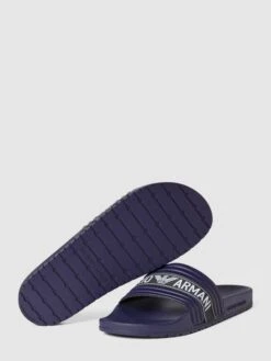 Emporio Armani Slides Mit Label-Detail - Dunkelblau -Herrenbekleidung Angebote 9kql4i2jah73cjhkal24ak9k65254dpp6p330iab9gr52d27695kska8919k6dac9l1kakaf85356di2613j8p9kckojeopj6grjep9k6ks34ob36dhmadr5cpijgoph68om2d0