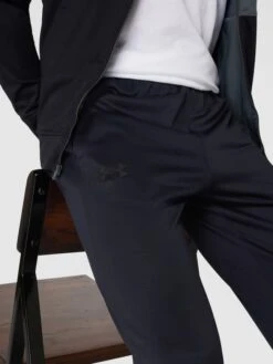 Under Armour Sweatpants Mit Label-Print - Schwarz 7 Under Armour Sweatpants Mit Label-Print - Schwarz -Herrenbekleidung Angebote 9p74igaa910l8gpk69232g9i8p9l4c2m65650hhiada46lhh6p0l6ha98l14mchl6h8j6jikaoskag9j6d3jgo9h6gq3edj374s34o9k6ti68e1n60pjep1m6sr3eohk74s3ce0