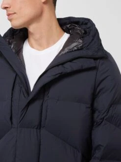 Krakatau Daunenmantel Mit Kapuze Modell 'Aitken' - Marineblau -Herrenbekleidung Angebote a14jckpi9oslccpo953kgjah8d658ciead93ciac89750d2f6l94oi269so50gaba9832ipnap4jekid6ko38ohg6op3gp9g6orjic1k6oo34e9hcdh38cj2c8o3ecj66spj0og