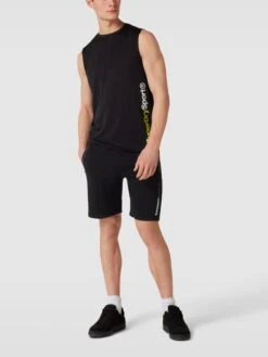 Superdry Sports Sweatshorts Mit Label-Print Modell 'GYMTECH SHORT' - Schwarz