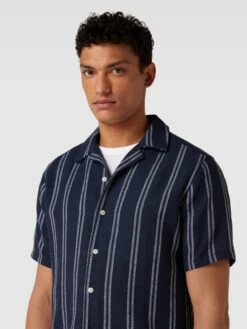 Only & Sons Freizeithemd In Streifenmuster - Dunkelblau 7 Only & Sons Freizeithemd In Streifenmuster - Dunkelblau -Herrenbekleidung Angebote a8rkodqb9l7k4hq79h14al1n9h8j8kq5956kah1n6l8k6h2f71748lil6p94sjad9583gihg95334haf8ko3eob46ti30db565j3edhk70smce1ic9hm4phk6lgm6ob5ccpmac0