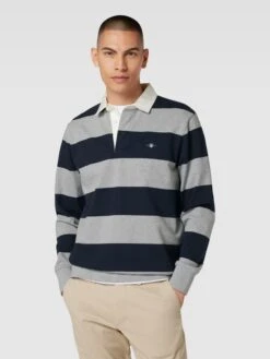 Gant Sweatshirt Mit Streifenmuster Modell 'SHIELD' - Mittelgrau Meliert -Herrenbekleidung Angebote a9434jqk852jge2c61b4gji2a1b36l1o6l938hi694skigqh9oq4mjpiad7j8k9n9p84ucqc9osl4i2h8ko34dr275hm4d3375j30e9kcgs62o9j6csm6e9n6ssjechjclj32p8