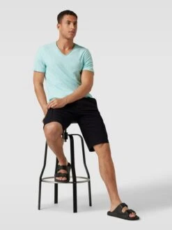 MCNEAL Regular Fit T-Shirt Aus Baumwolle Mit V-Ausschnitt - Helltürkis