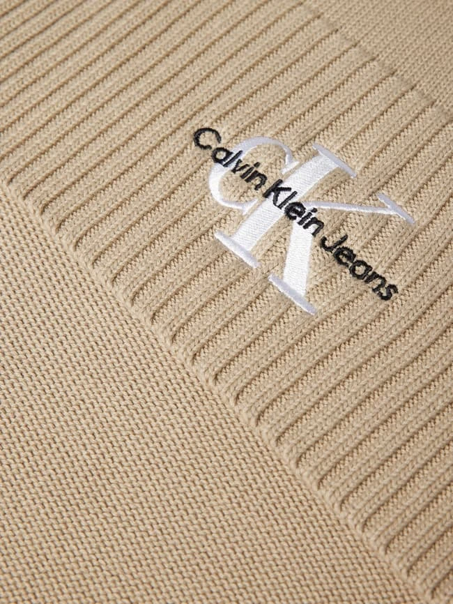 Calvin Klein Jeans Strickschal Mit Label-Stitching Modell 'MONOLOGO' - Sand 2 Calvin Klein Jeans Strickschal Mit Label-Stitching Modell 'MONOLOGO' - Sand – Bild 2