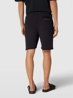 CARLO COLUCCI Sweatshorts Mit Inside-Out-Nähten - Schwarz -Herrenbekleidung Angebote al1kce9h6d4kelhgacp42k1g9l63eh2l6opkaj9i9134acph70sl0kq56gs4ed2m8t4k6gi26t0kmgq46so6acr261j6ae9ncor3idhk6sqm2e326tgj6p1jcor3coj268sm6e8