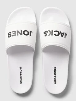 Jack & Jones Slides Mit Logo-Print Modell 'LARRY' - Weiß 7 Jack & Jones Slides Mit Logo-Print Modell 'LARRY' - Weiß -Herrenbekleidung Angebote al4kkjq28oo30dad6oojegpj6d25ck2k6sr38ea76cpj2ghg61aj6cq4ap5jidil8hajiea984okkcaj893jic9g6hij0d1kc9i3eo9k70o6ae9p60rm4pb56crmcpb4cdh34oo