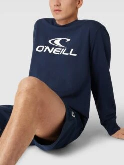 ONeill Sweatshirt Mit Logo-Print Modell 'CREW' - Dunkelblau -Herrenbekleidung Angebote ap544i2aa4oj6di6a52kqcaj6l0kujhh85b4ghi174r4mlig88qj0j1p9p5l6jib64rkeii485a4aki6653j2phg65ij8o9i6cr3iohk6ko3ae366ti6copp74s32c9o74r34c0